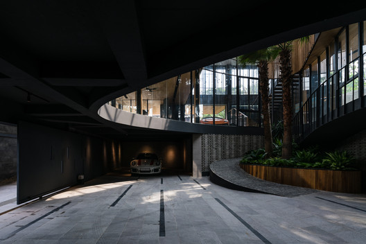 911-VILLA / VACO Design - Image 6 of 44