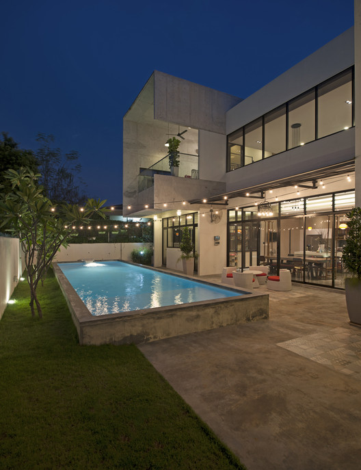 SS3 House  / Seshan Design - Windows, Facade, Courtyard