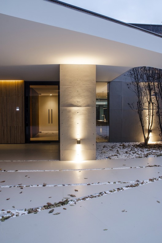Piano House / LINE architects - Facade, Column