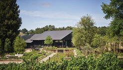 Flowers Winery  / Walker Warner