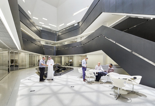 King Abdullah Petroleum Studies and Research Centre / Zaha Hadid Architects - Chair