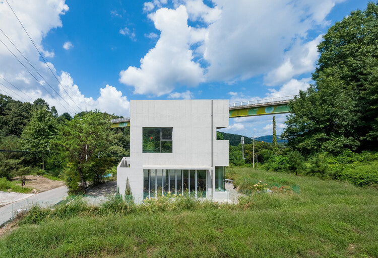 Neungwon-ri Workshop / LIFE Architects - Exterior Photography, Windows, Facade