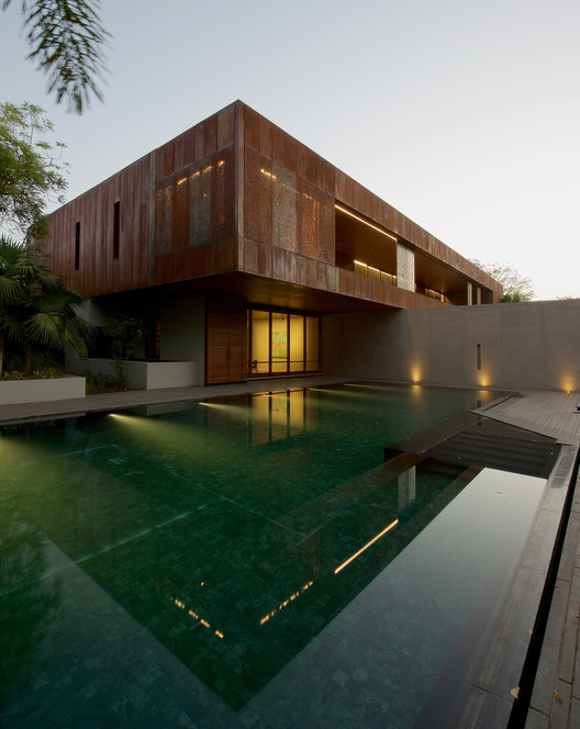 DIYA / SPASM Design Architects - Windows, Facade, Courtyard
