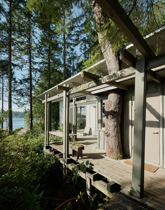 Cabin at Longbranch / Olson Kundig - Windows, Forest, Beam