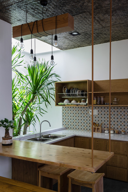 7x7 House / IZ Architects - Wood, Countertop, Sink, Beam
