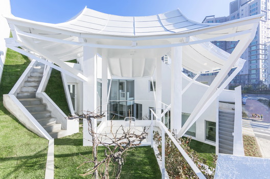 Flying House / IROJE KHM Architects - Image 21 of 34