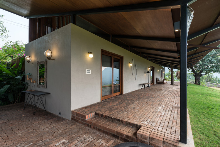 The House with the Gabion / Spasm Design - Windows, Facade, Beam, Patio