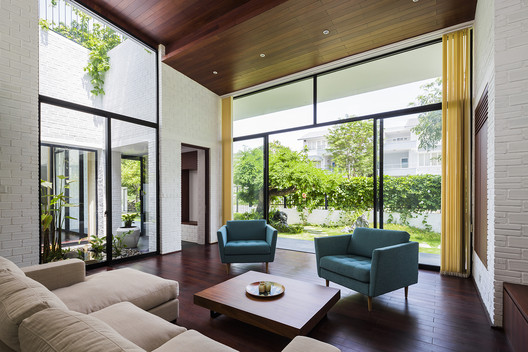 A House in Nha Trang / VTN Architects + ICADA - Sofa, Table, Windows, Chair
