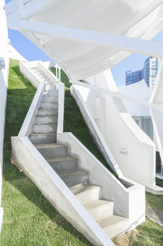 Flying House / IROJE KHM Architects - Stairs, Handrail