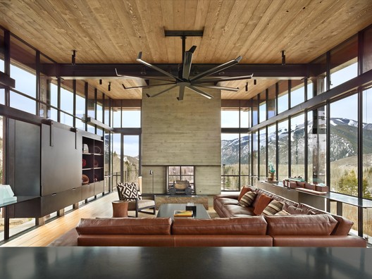 Bigwood  / Olson Kundig - Sofa, Windows, Beam