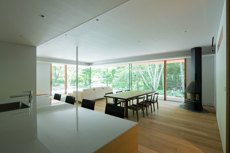 Yokouchi Residence / Kidosaki Architects Studio - Table, Windows, Chair