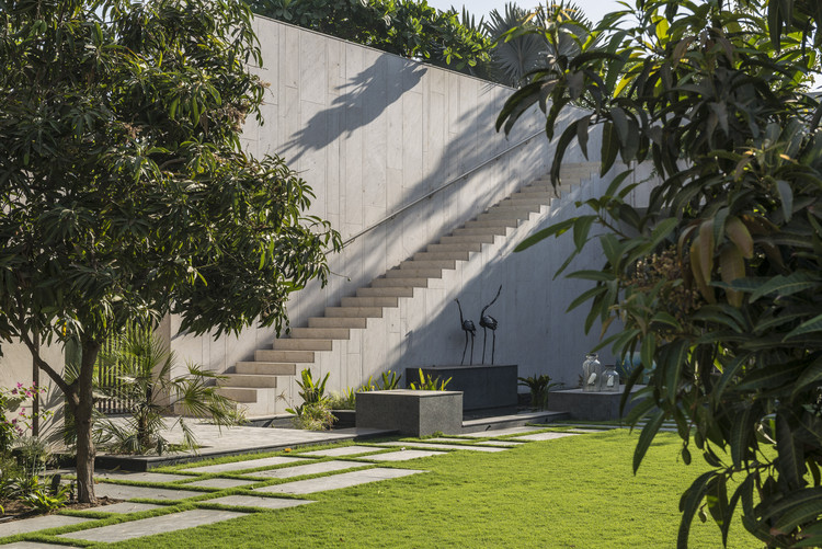 The House Of Secret Gardens / Spasm Design - Stairs, Facade, Garden