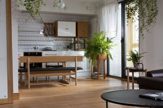 Apartment in Kiev / Alena Yudina - Interior Photography, Kitchen, Table, Countertop