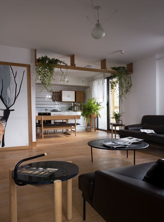 Apartment in Kiev / Alena Yudina - Interior Photography, Table, Chair, Windows