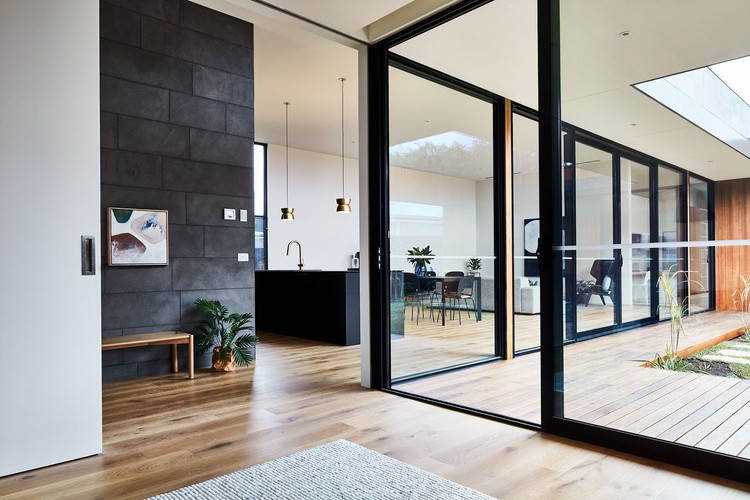 The Courtyard House / Auhaus Architecture - Door, Chair, Windows