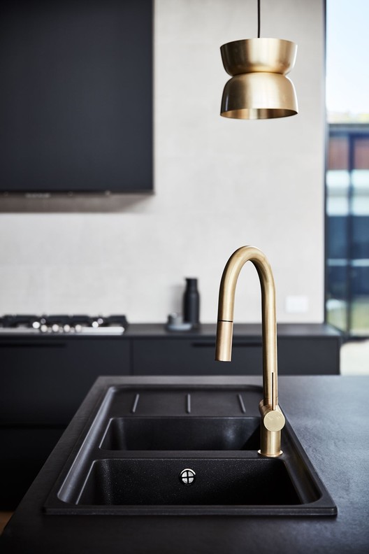 The Courtyard House / Auhaus Architecture - Kitchen, Sink, Lighting, Countertop