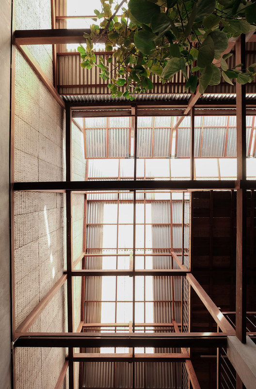 House in Chau Doc / NISHIZAWAARCHITECTS - Image 28 of 39