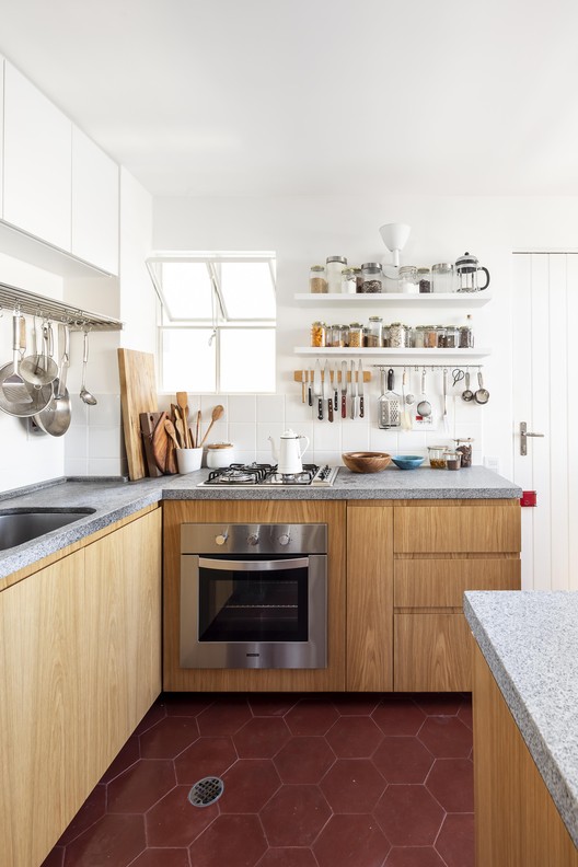 BF 81 / Estúdio Paralelo - Interior Photography, Kitchen, Countertop, Lighting, Sink