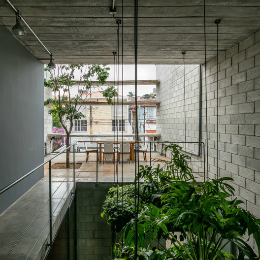 Mipibu House / Terra e Tuma Arquitetos Associados - Facade