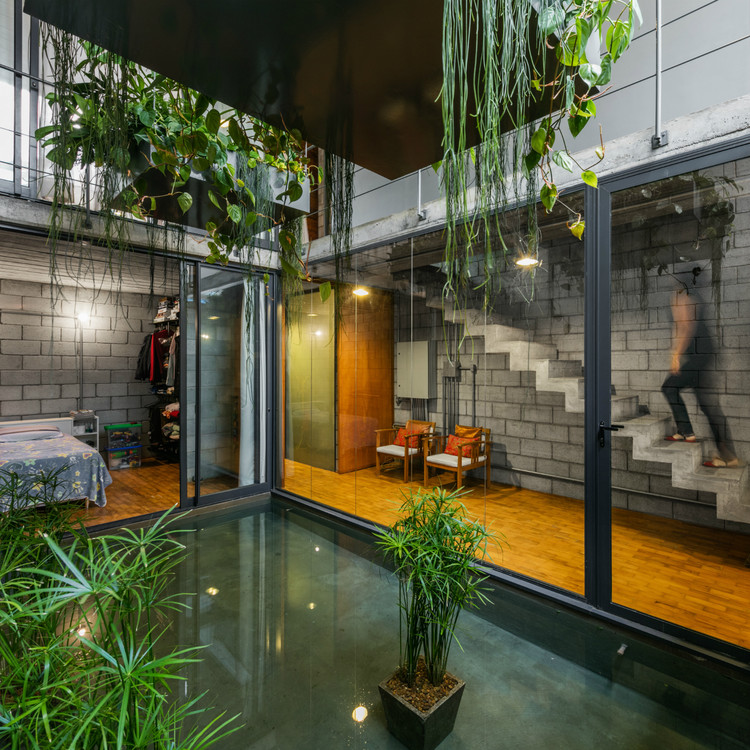 Mipibu House / Terra e Tuma Arquitetos Associados - Chair, Courtyard, Patio