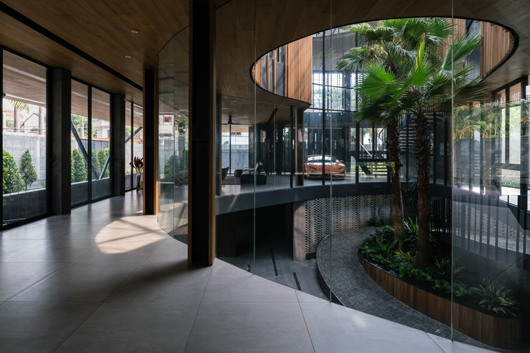 911-VILLA / VACO Design - Image 1 of 44