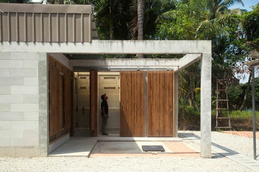 Expandable House / Urban Rural Systems  - Door