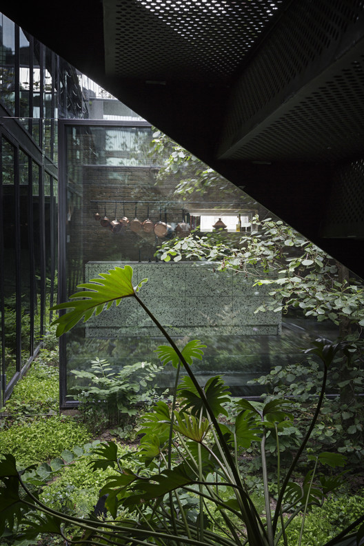 Peter's House  / Studio David Thulstrup - Forest