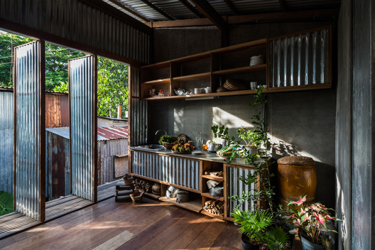 House in Chau Doc / NISHIZAWAARCHITECTS - Interior Photography, Beam, Deck
