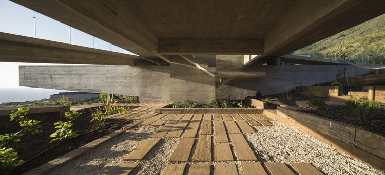 House H / Felipe Assadi Arquitectos - Image 4 of 19