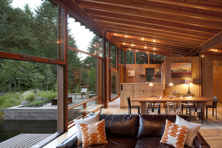 Newberg Residence / Cutler Anderson Architects - Interior Photography, Living Room, Table, Chair, Beam