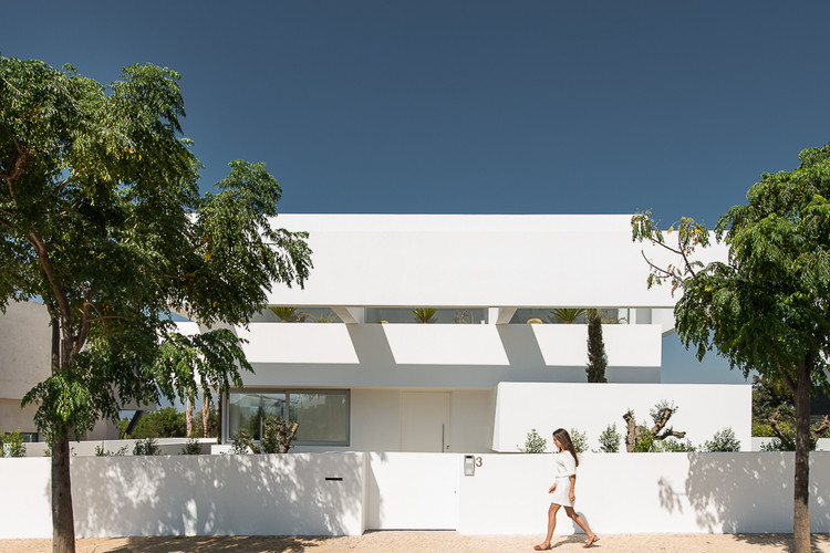Five Terraces and a Garden / corpo atelier - Exterior Photography, Facade