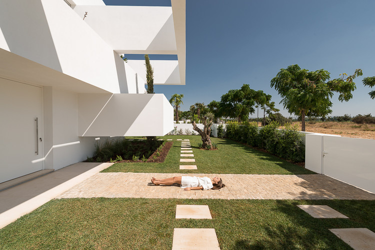 Five Terraces and a Garden / corpo atelier - Exterior Photography, Facade