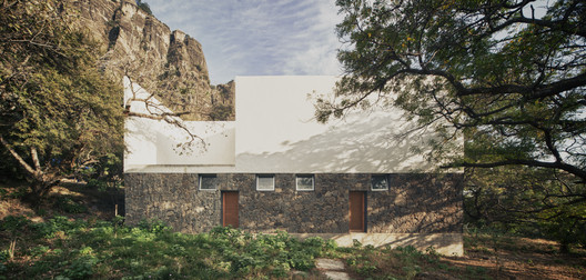 Casa Meztitla  / EDAA - Exterior Photography