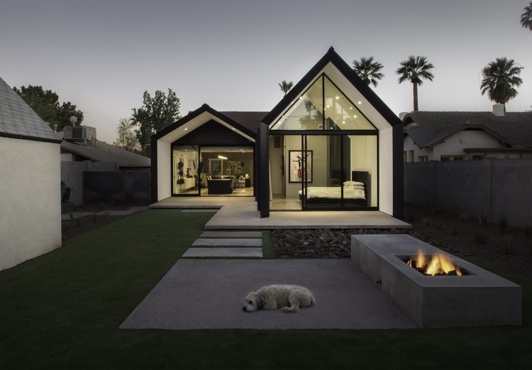 Escobar Renovation / Chen + Suchart Studio - Windows, Facade, Garden, Courtyard, Patio