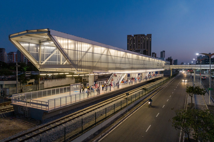 Fortaleza Subway Extension / Fernandes Arquitetos Associados - Exterior Photography,           Metro Station