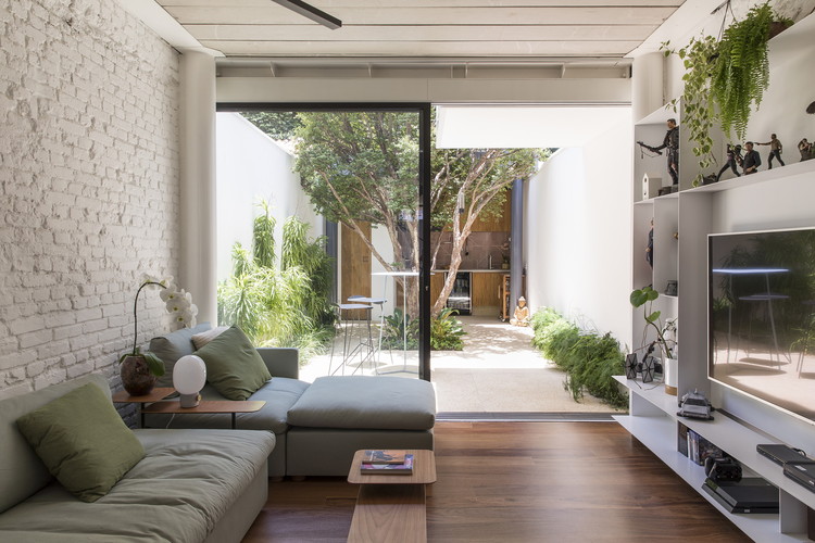 Pirajá House / Estúdio BRA Arquitetura - Image 4 of 45