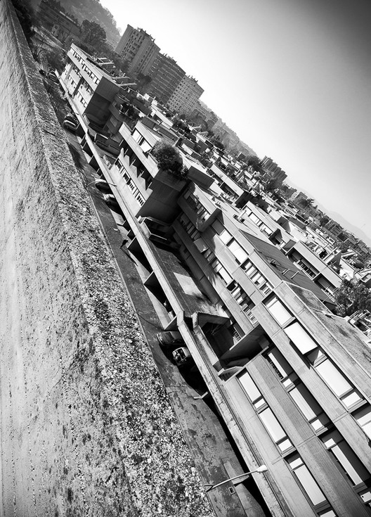Classic Architecture with a Social Agenda (1960-Today) - Image 7 of 25