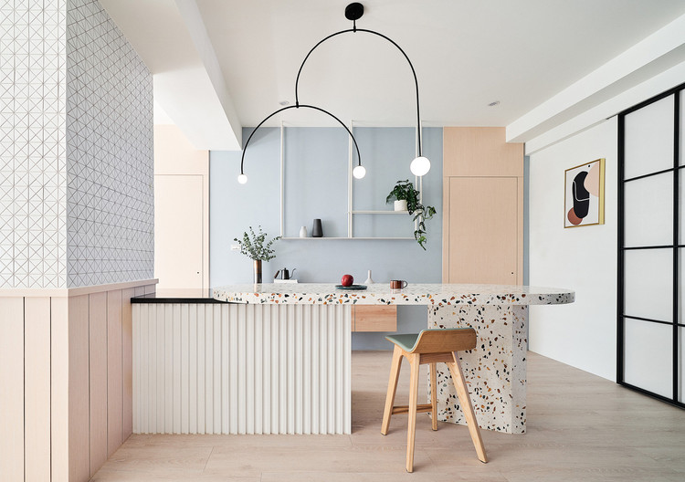Trends Always Come Back: Retro Aesthetics with Modern Materials - Image 19 of 22