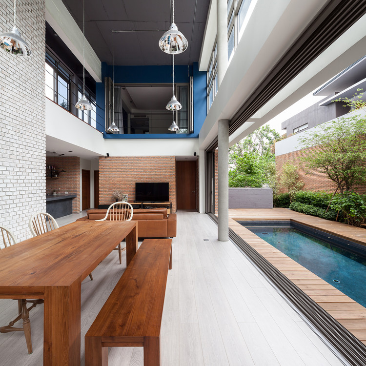 Two Houses at Nichada / Alkhemist Architects - Windows, Table, Deck
