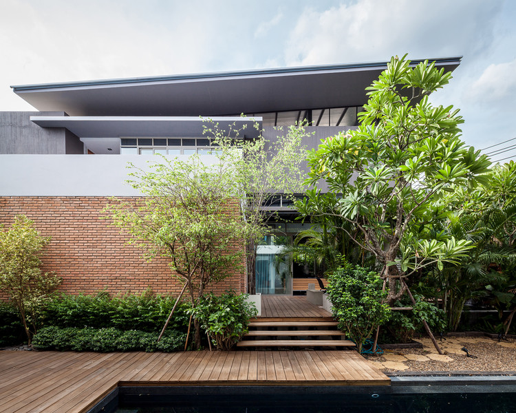 Two Houses at Nichada / Alkhemist Architects - Facade, Garden, Courtyard