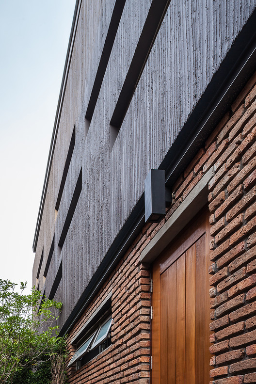 Two Houses at Nichada / Alkhemist Architects - Windows, Facade, Brick