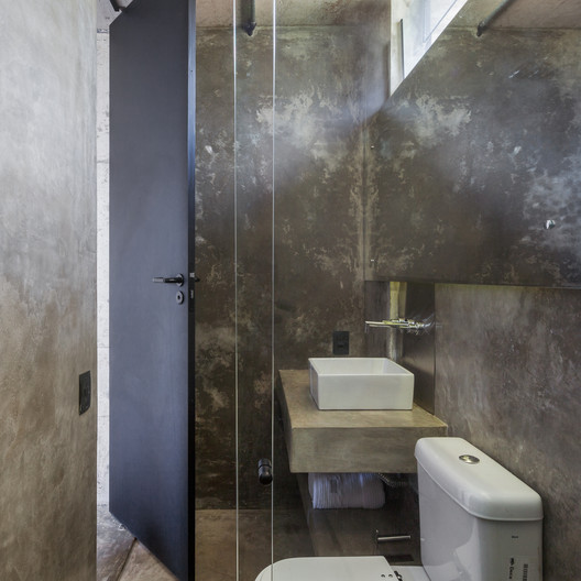 Two Beams House / Yuri Vital - Bathroom, Sink, Toilet, Shower