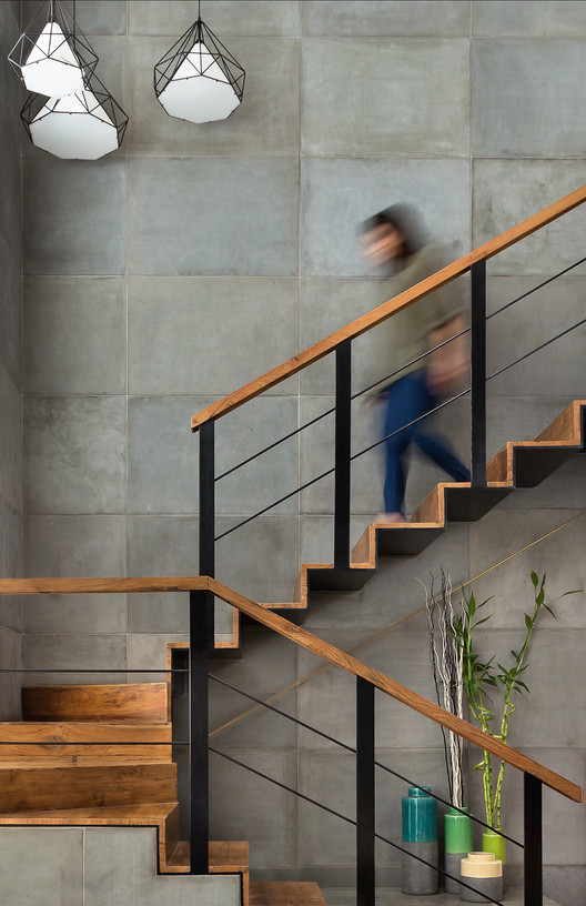 The Open House / STUDIO Nishita Kamdar - Stairs, Handrail