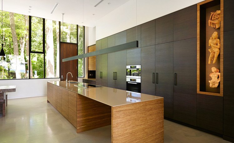 Fallsview Residence  / Setless Architecture - Chair