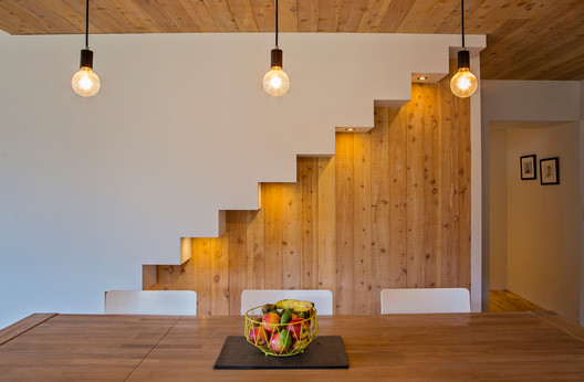 Back Country House / LTD Architectural Design Studio - Table