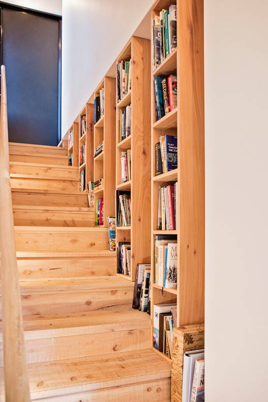 Back Country House / LTD Architectural Design Studio - Shelving, Stairs, Windows