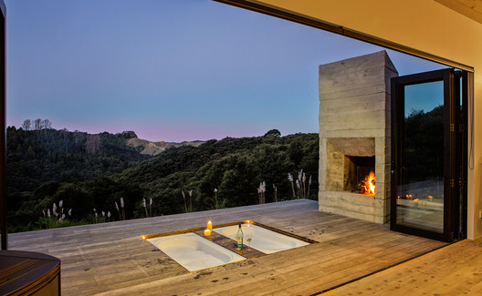 Back Country House / LTD Architectural Design Studio - Windows, Beam