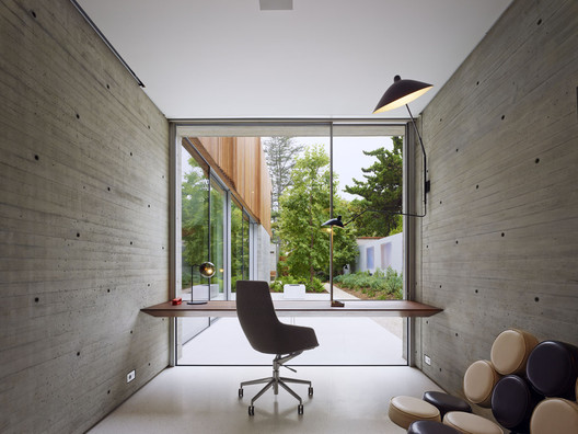 Taslimi Residence / Fleetwood Fernandez Architects - Windows, Chair