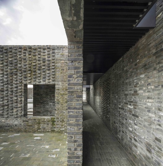 Tsingpu Yangzhou Retreat / Neri&Hu Design and Research Office - Brick, Facade, Arch