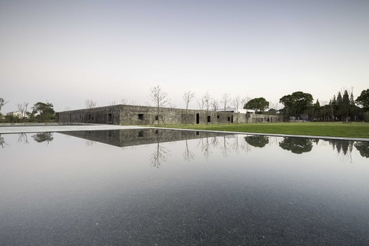 Tsingpu Yangzhou Retreat / Neri&Hu Design and Research Office - Waterfront